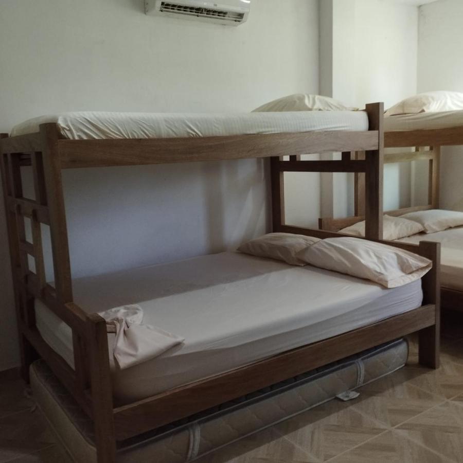 Apartahotel Eden Ковеньяс Экстерьер фото